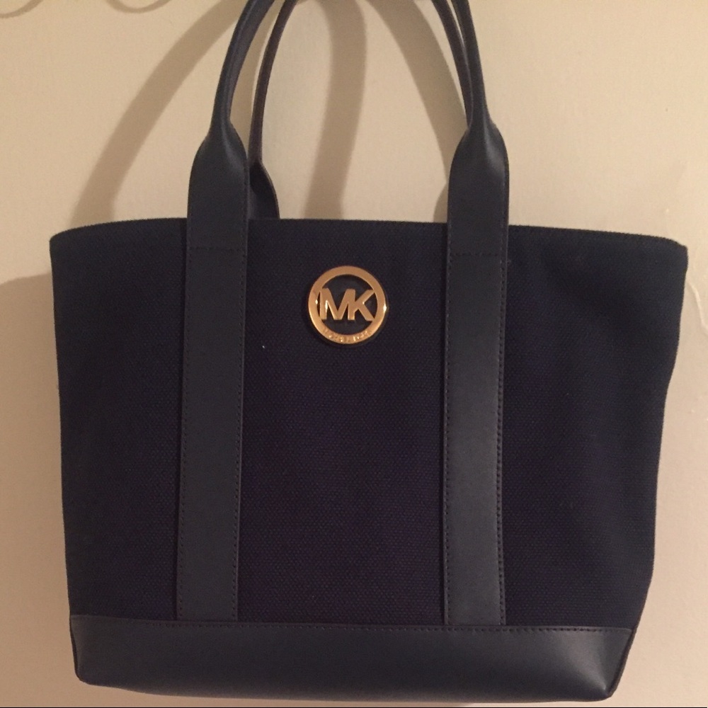 Brand NEW Michael Kors Handbag